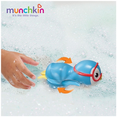 Đồ chơi cánh cụt tập bơi Munchkin MK44925