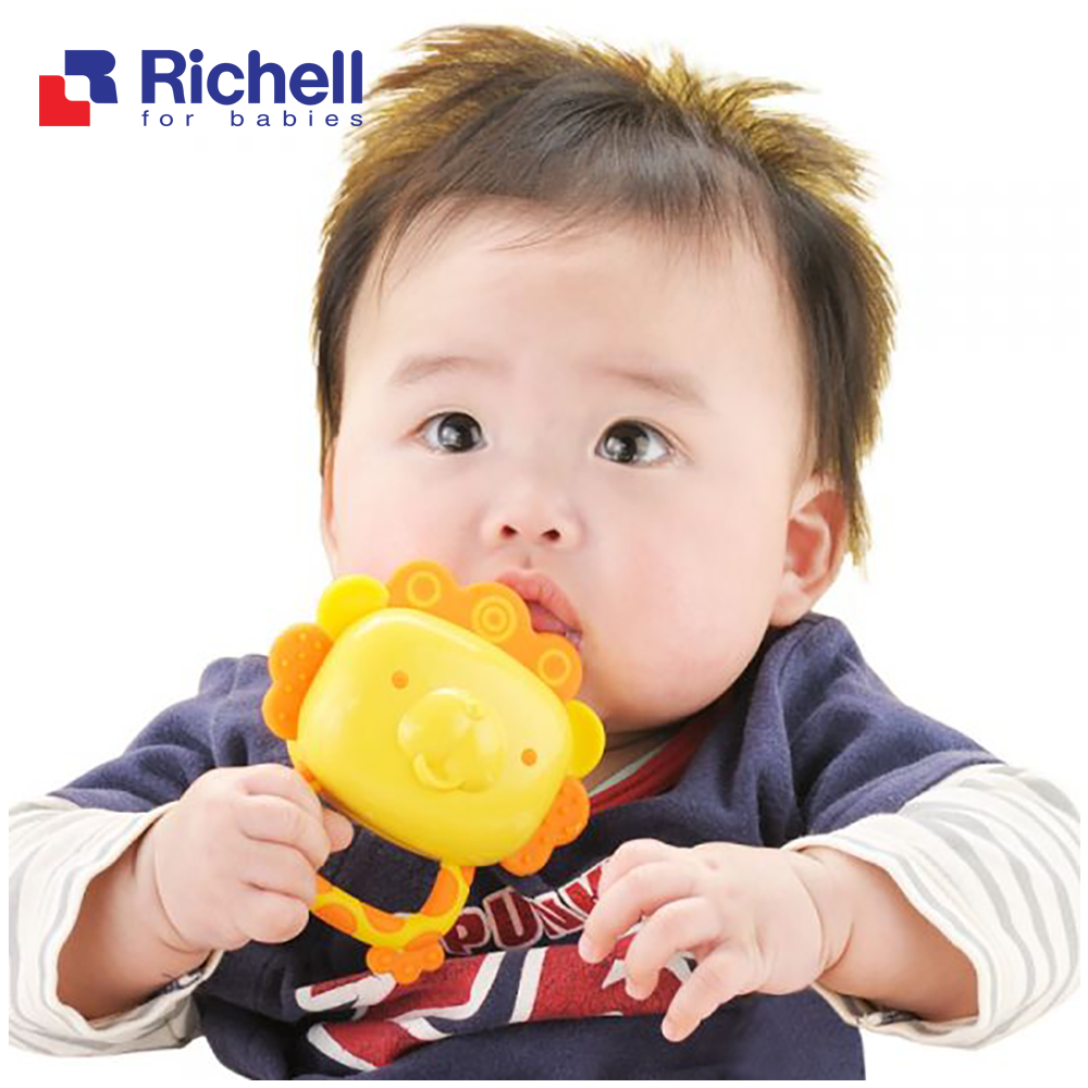 Gặm nướu xúc xắc sư tử Richell RC43660